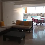 Marbella 25