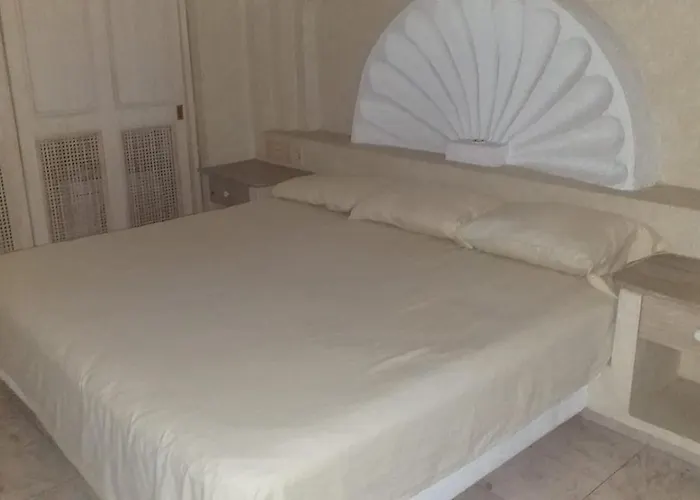 Marbella 25